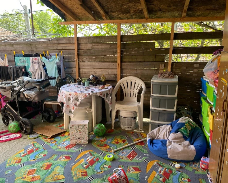 Neuslovnih 35 kvadrata