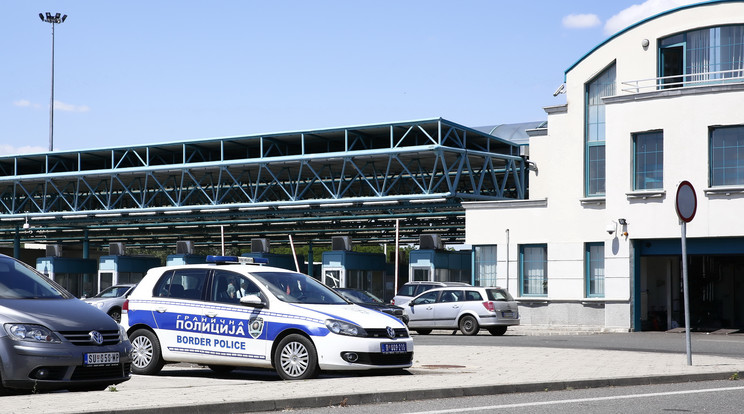 Szerbiában jelenleg a több tízezer hazatérő okozza a legnagyobb gondot/ Fotó: Fuszek Gábor