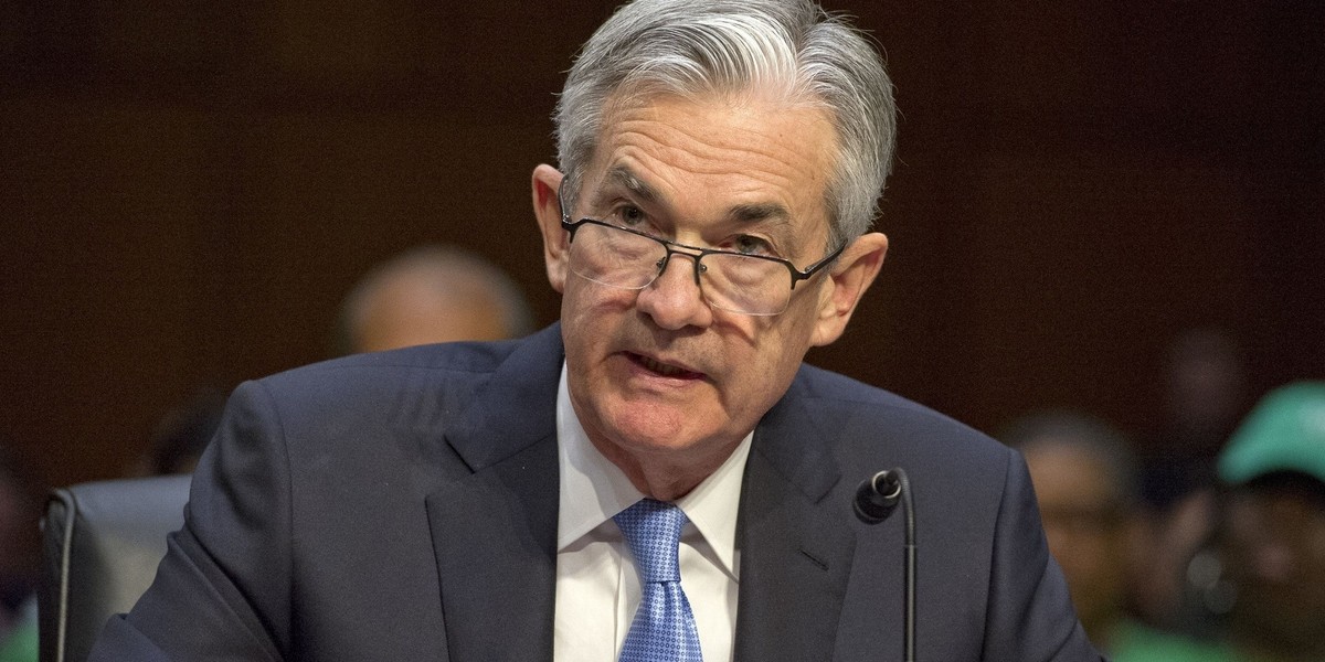 Jerome Powell, szef Fed, podnosi stopy procentowe w USA