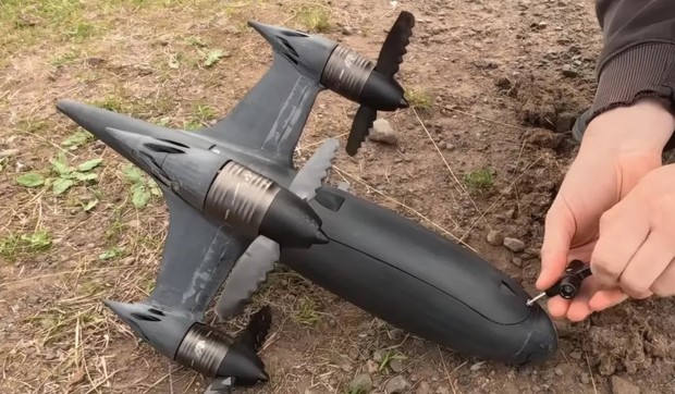 Brzi dron