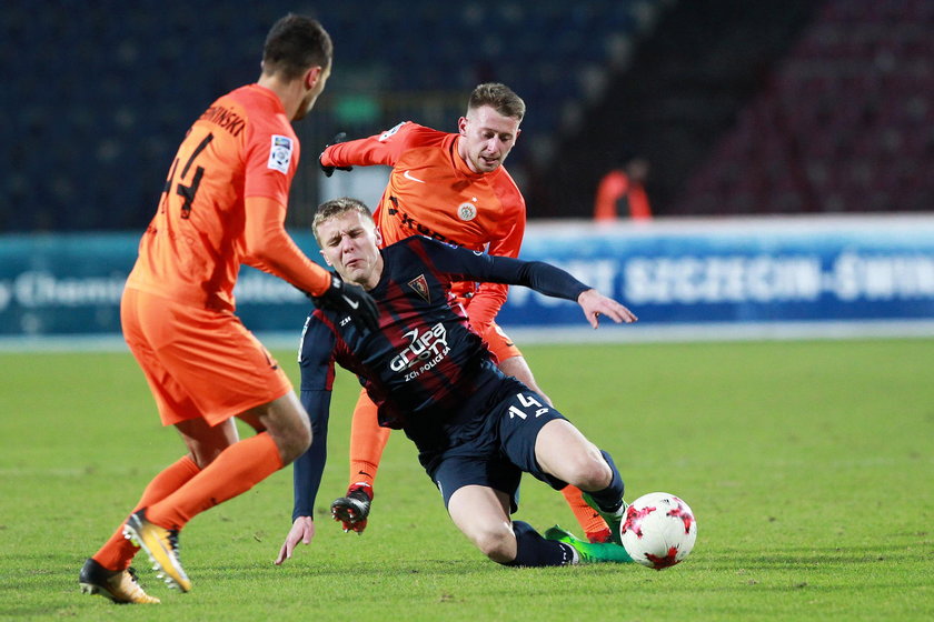 Pilka nozna. Ekstraklasa. Pogon Szczecin - Zaglebie Lubin. 10.12.2017