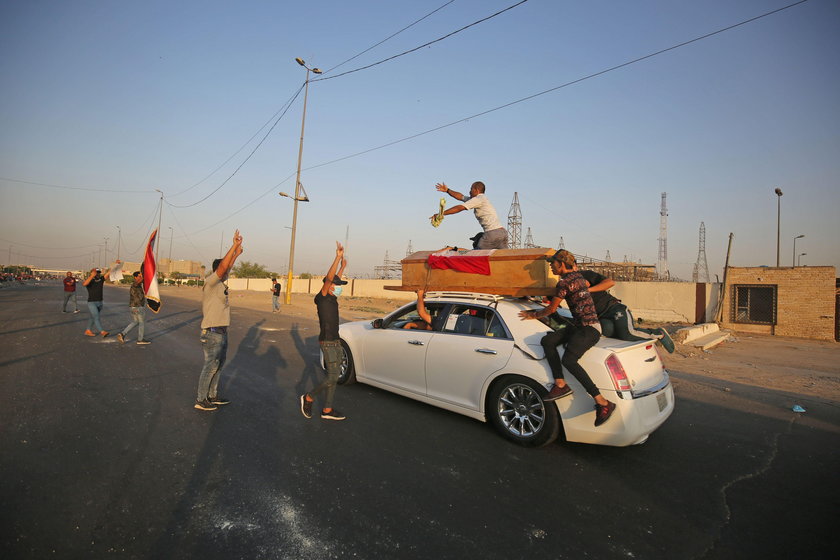 Krwawe protesty w Iraku. 28 zabitych, ponad tysiąc rannych