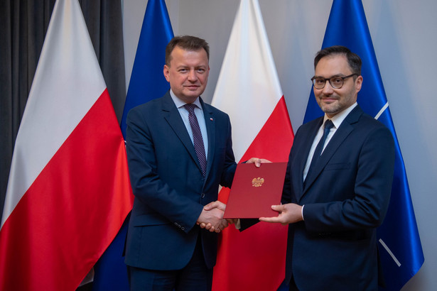 Minister Mariusz Błaszczak wręczył nominację Michałowi Wiśniewskiemu