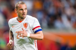 Wesley Sneijder chce schudnąć i rozważa wznowienie kariery