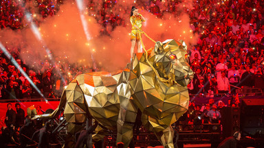 Katy Perry na Super Bowl 2015. Zdjęcia z koncertu
