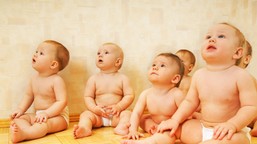 z problemem niskiej dzietności zmaga się wiele krajów. tak władze chiny próbują zwiększyć dzietność