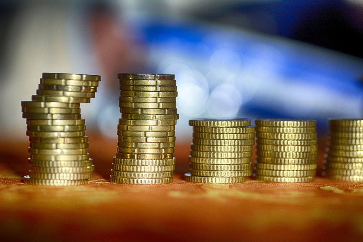 Środki finansowe z programów NFOSiGW zawierają mnóstwo błędów formalnych i uchybień popełnianych przez wnioskodawców – informuje Fundusz. Brak załączników wymaganych w ogłoszeniu o naborze, a nawet daty przy podpisie dyskwalifikuje z konkursu.