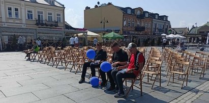 Takiej klapy rząd się nie spodziewał. Internauci kpią z weekendowych pikników