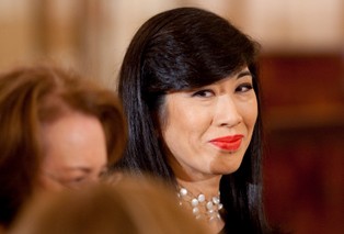 Andrea Jung - Konsultantka Avonu, która została jego prezesem