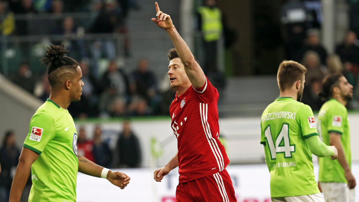 Robert Lewandowski strzelił dwa gole w wygranym przez Bayern Monachium 6:0 (3:0) wyjazdowym meczu z VfL Wolfsburg, który przypieczętował zdobycie przez ekipę Carlo Ancelottiego mistrzostwa Niemiec. Trafienia te pozwoliły mu objąć prowadzenie w klasyfikacji najskuteczniejszych zawodników Bundesligi.