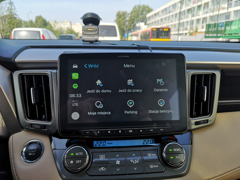 TomTom w Apple CarPlay