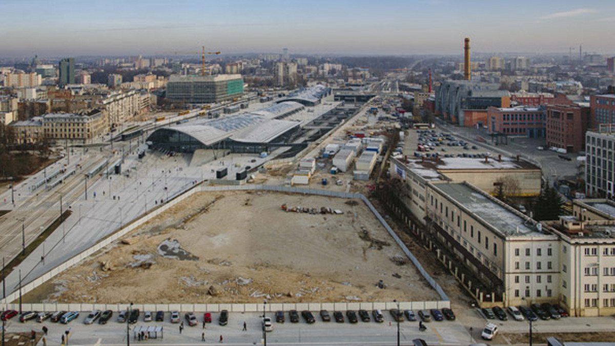 Łodzianie zdecydowali - w zakończonych właśnie konsultacjach społecznych uznali, że w okolicach dworca Łódź Fabryczna docenione zostaną nie tylko łódzkie rody fabrykanckie. Będą też ulice na cześć filmowców czy łódzkich tkaczek i prządek.