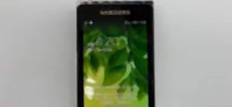 Samsung Galaxy Folder: smartfon z klapką i Androidem na zdjęciach