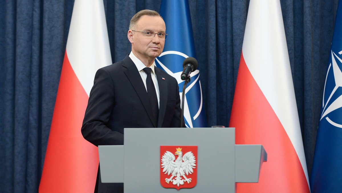 Prezydent Duda odpowiada Donaldowi Tuskowi. "Będzie cykorem?"