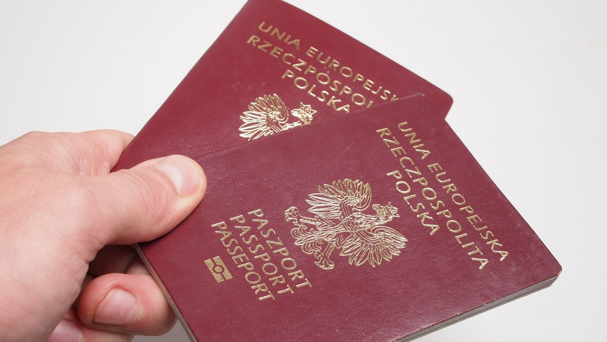 Drzwi oddziałów paszportowych w Olsztynie, Elblągu i Giżycku będą dłużej otwarte. Dziś kolejny "Wieczór z paszportem".