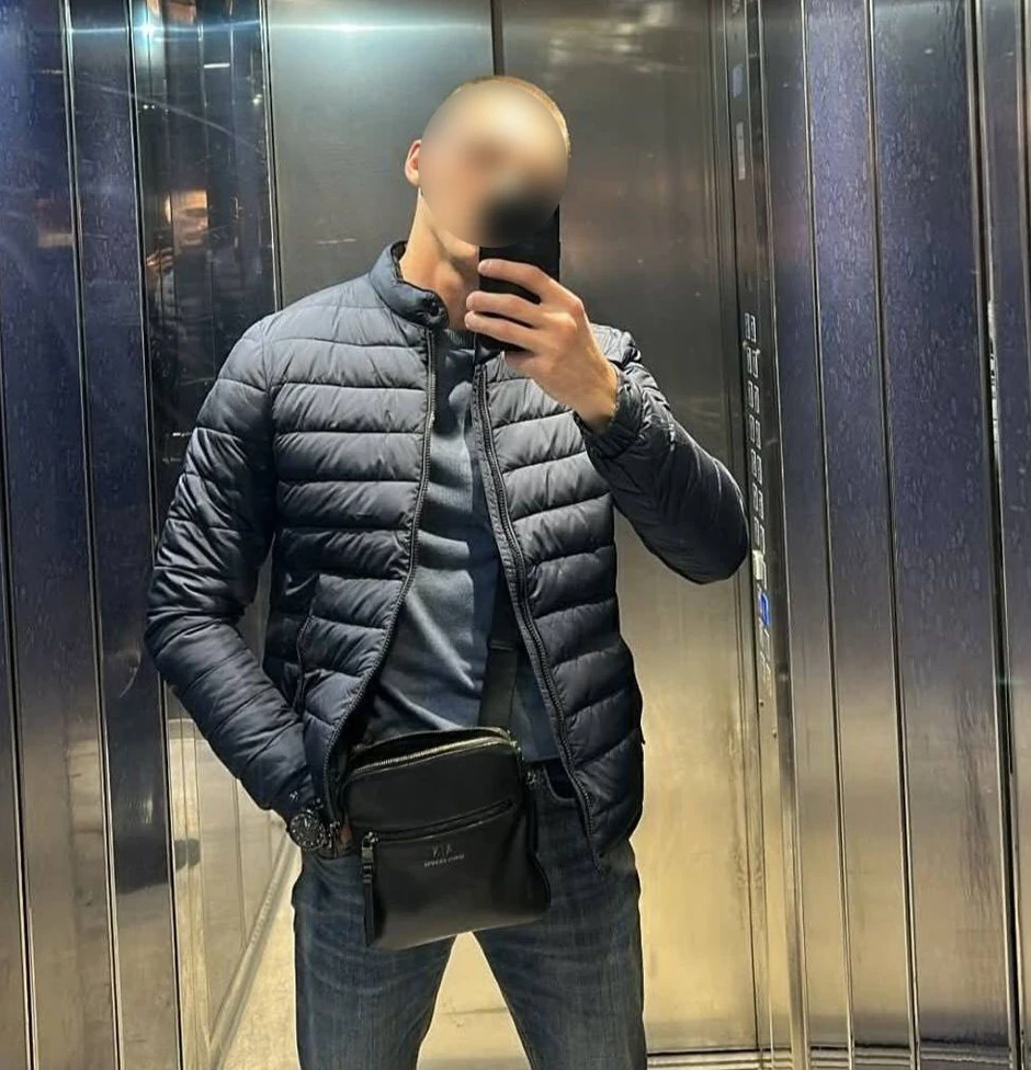 Muž žene koja je skočila sa terase 