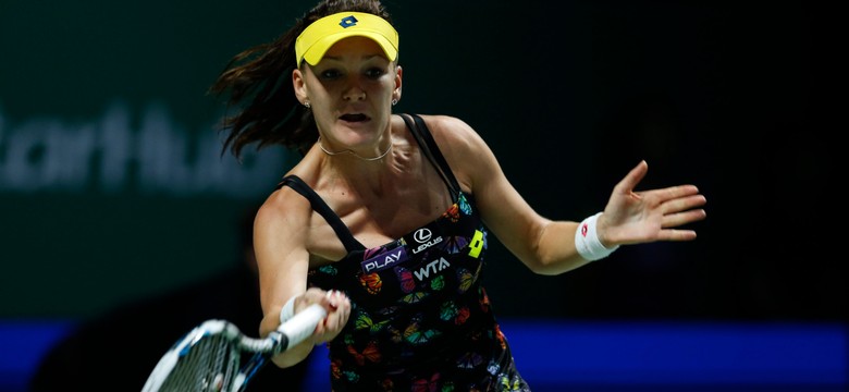 WTA Finals: Radwańska nie dała rady Szarapowej, ale mimo porażki ma szansę na awans