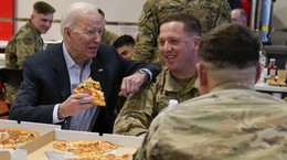 Biden ma kulinarny &quot;gust 5-latka&quot;. W jego pudełku na drugie śniadanie kryje się osobliwa kanapka