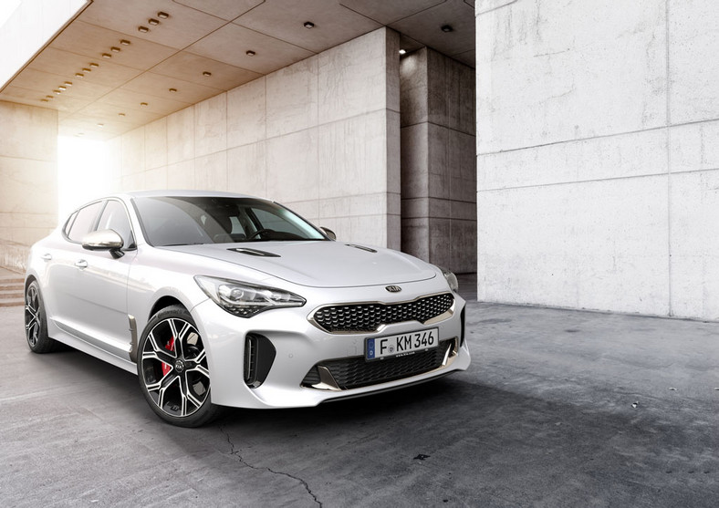 Kia Stinger - to nie ma być auto segmentu premium