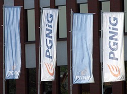 Kto kupuje akcje PGNiG za pół ceny?