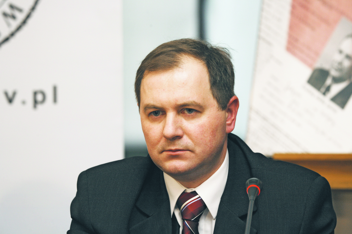 Dr Dariusz Gabrel, zastępca prokuratora generalnego, dyrektor Głównej Komisji Ścigania Zbrodni przeciwko Narodowi Polskiemu