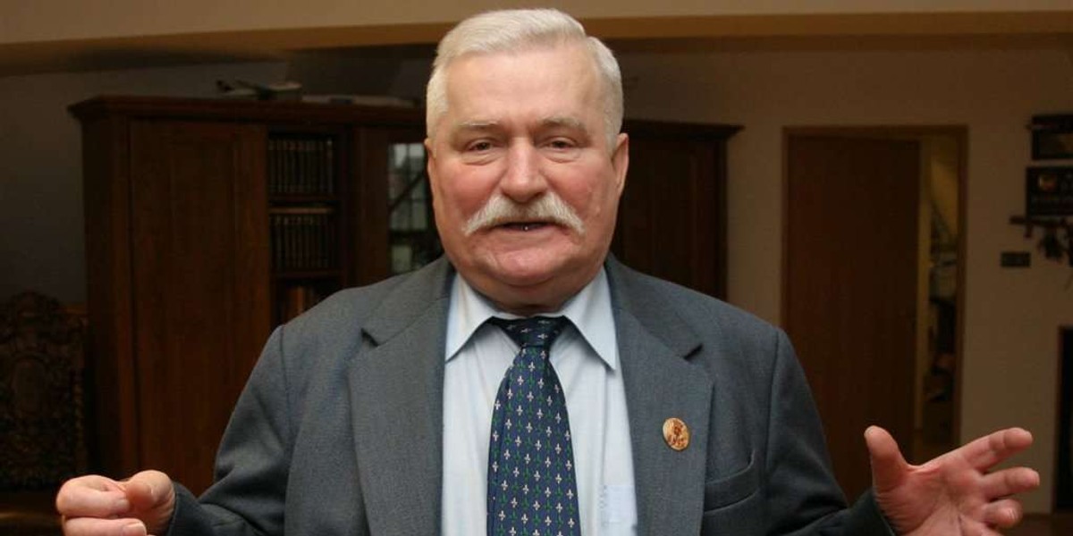 Wałęsa: Lądować w Smoleńsku kazał... Jarosław!