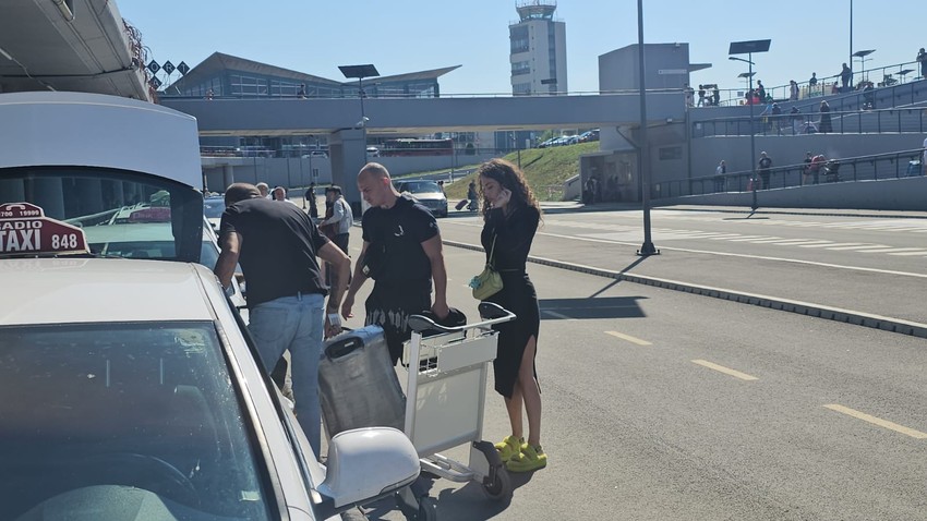 Poznati na aerodromu