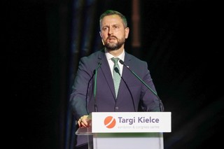 MSPO: Wojsko Polskie kupuje ciężarówki z Jelcza i amerykański sprzęt na rozpoczęcie targów