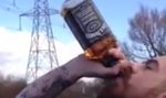 Wypił butelkę whisky w 10 sekund! FILM