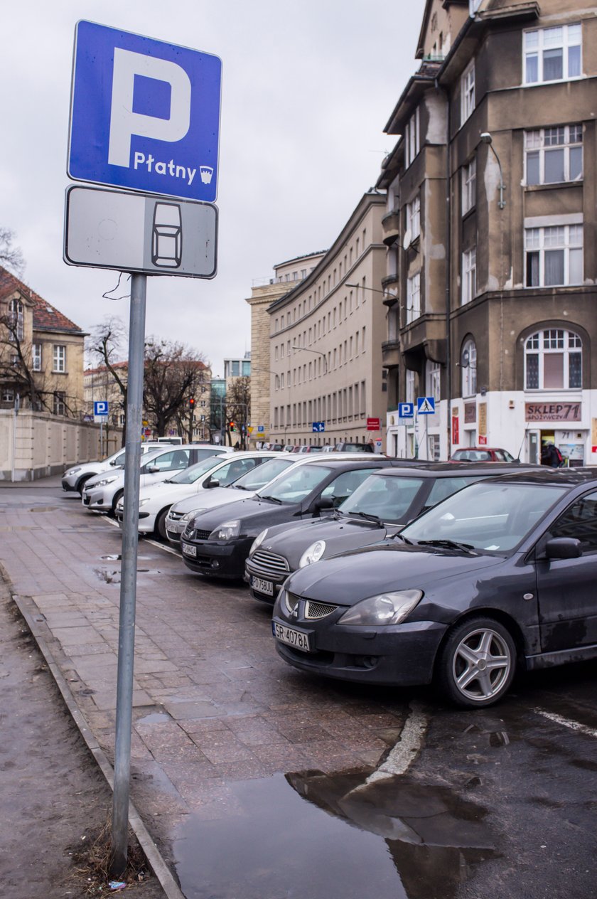 Urzędnicy podniosą ceny za postój w centrum Poznania