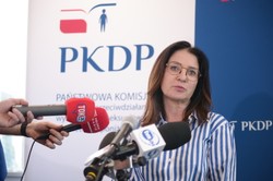 Członkinie państwowej komisji ds. pedofilii stosowały mobbing? Elżanowska: Kategorycznie zaprzeczam