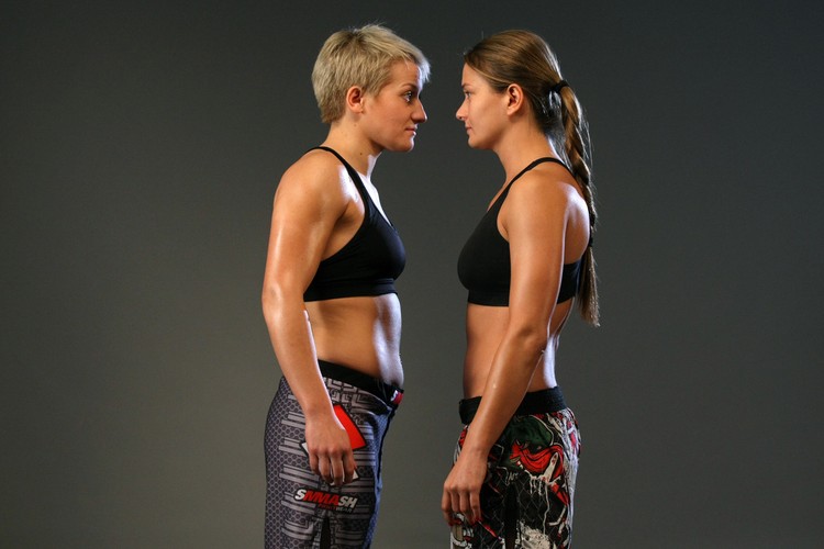 Te dziewczyny to prawdziwe maszyny do bicia