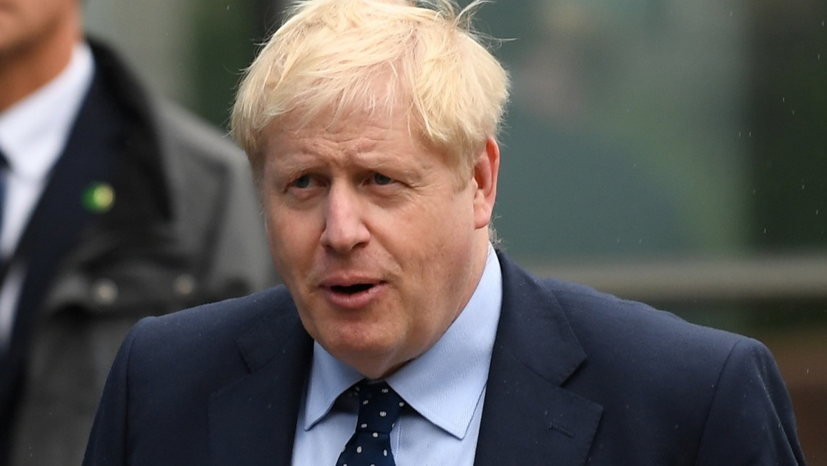 Brytyjska opozycja rozważa, by w związku z zeszłotygodniowym wyrokiem Sądu Najwyższego, uznającym zawieszenie parlamentu za niezgodne z prawem, rozpocząć procedurę impeachmentu premiera Borisa Johnsona - podaje dziennik "Times".