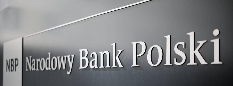  Narodowy Bank Polski przeprowadził ankietę wśród 24 banków