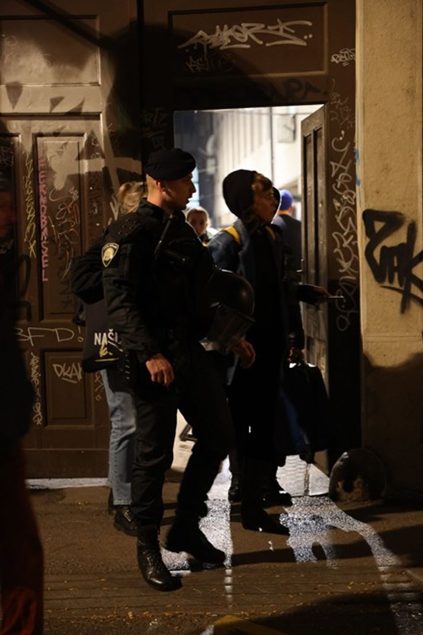 Maskirani huligani u Zagrebu