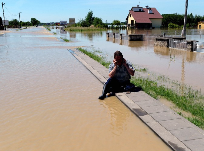 Zalana przez wody Wisły dzielnica Wielowieś w Tarnobrzegu