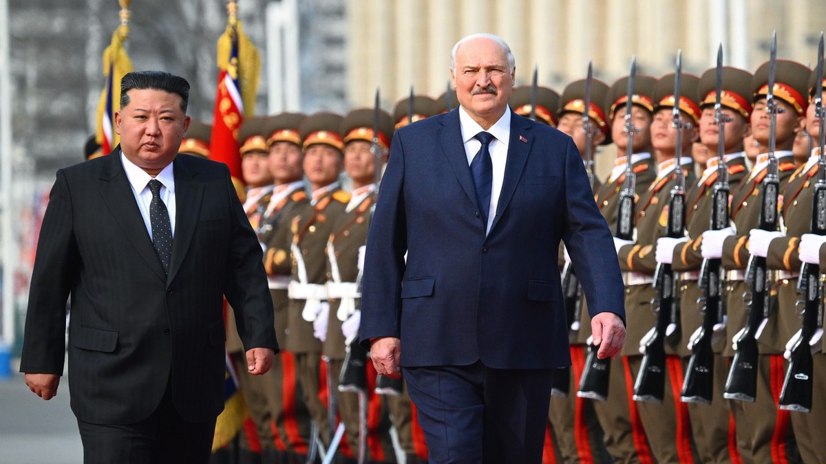 Kim Džong Un i Aleksandar Lukašenko