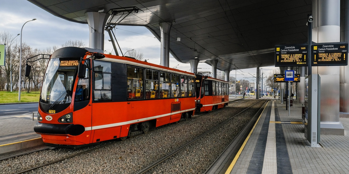 Tramwaje Śląskie z powodu remontów torowisk zawieszają część linii w Katowicach. 