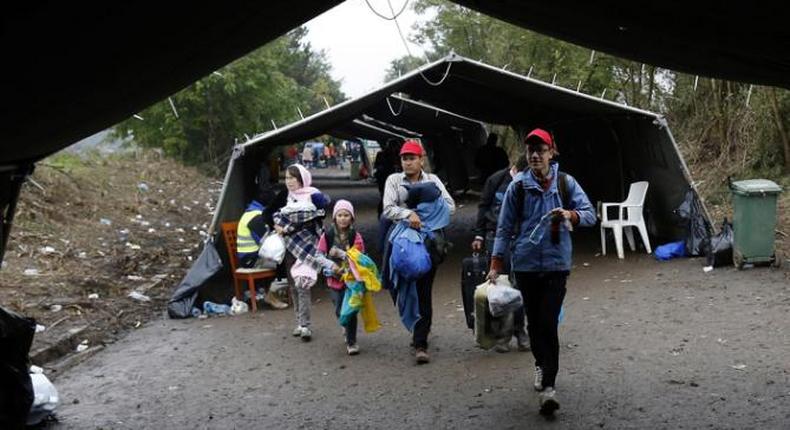 5,000 migrants reach Slovenia on Monday - official