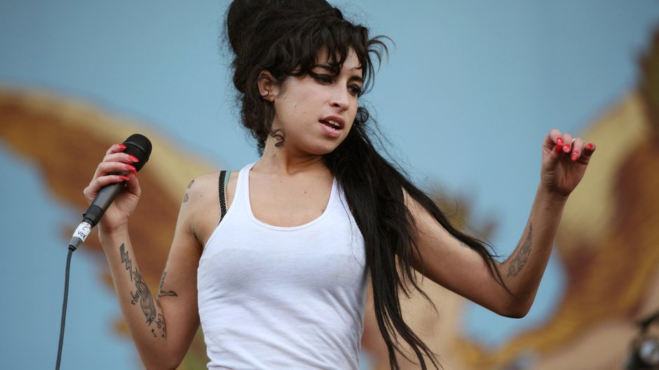 Amy Winehouse podczas festiwalu w Newport w Wielkiej Brytanii, czerwiec 2007.