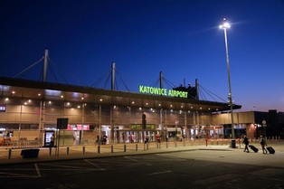 Wojsko wkracza na lotniska. Na oku ma aż 15 cywilnych portów lotniczych