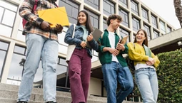 6,3 tys. zł miesięcznie za studiowanie. Atrakcyjny system stał się polem do nadużyć