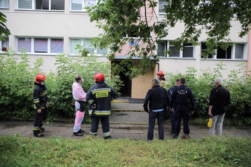 Pożar w bloku na Dąbrowie.