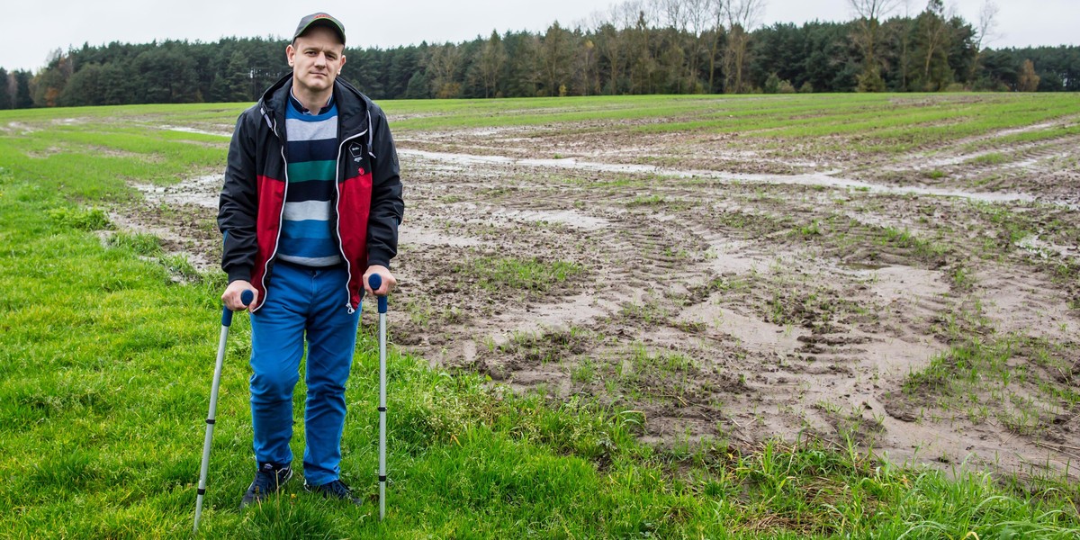 Sąsiad połamał mi koparką nogi