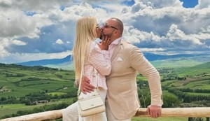 Dado Polumenta sa ženom