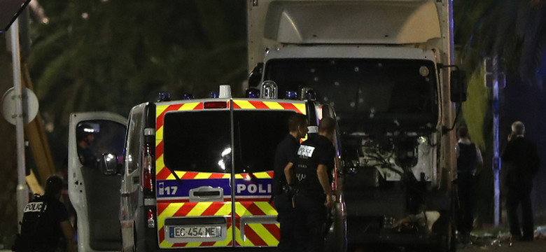 Wewnętrzne dochodzenie policji w sprawie ochrony 14 lipca w Nicei
