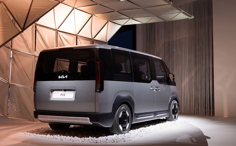Nowa Kia PV5