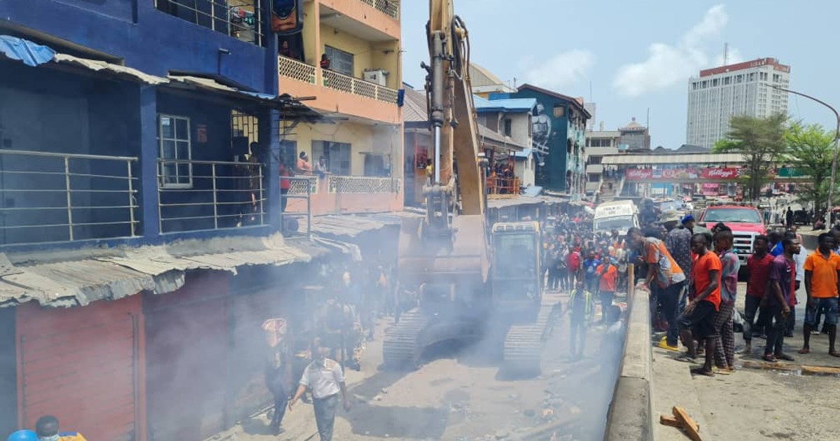 FG gives occupants 7-days ultimatum to vacate under bridges in Lagos - Vimarsana News