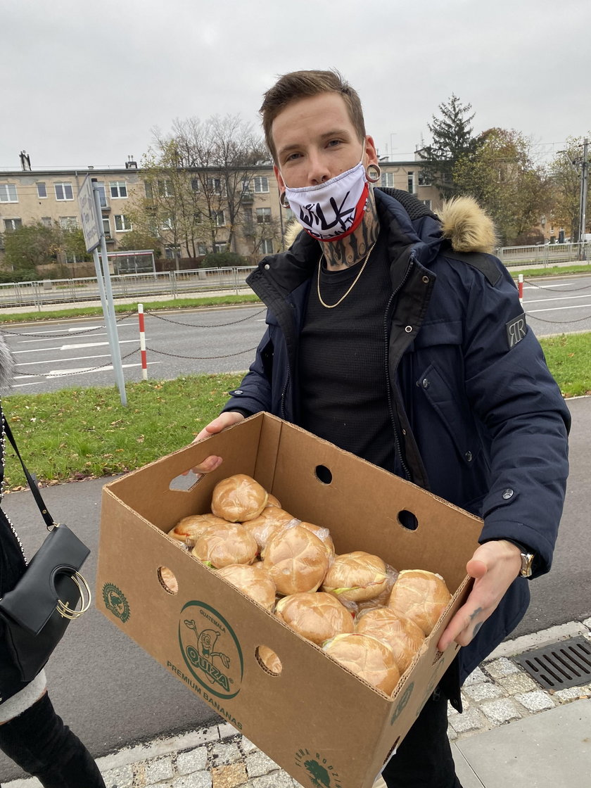 Gwiazdy pomagają medykom w ramach akcji "Znani dla służby zdrowia"