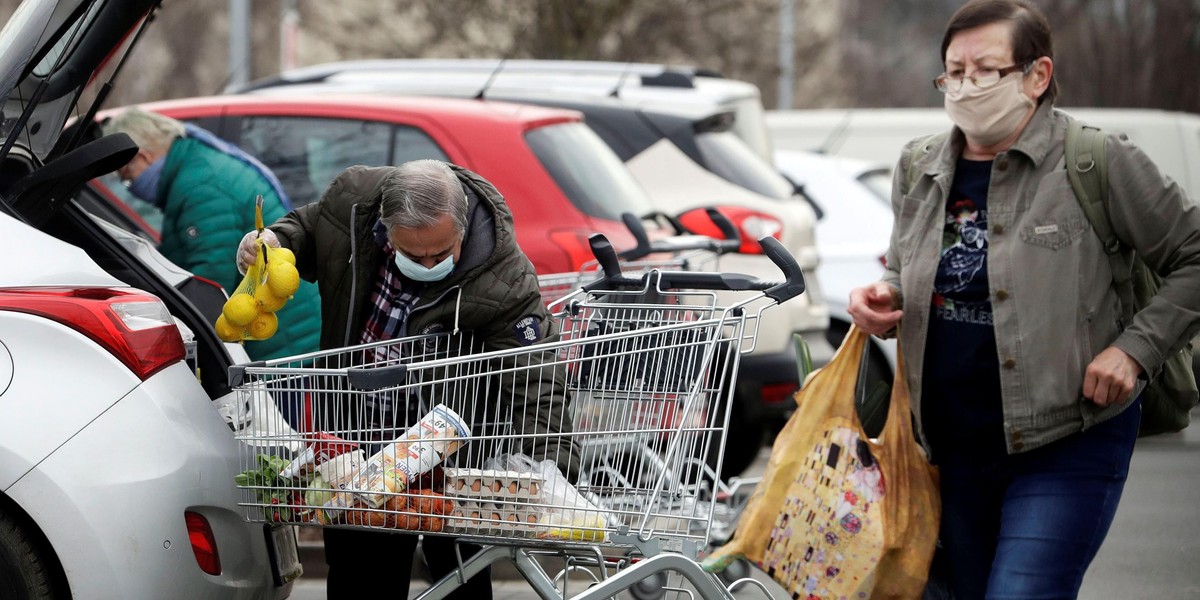 W Korei i Czechach tak walczą z koronawirusem.